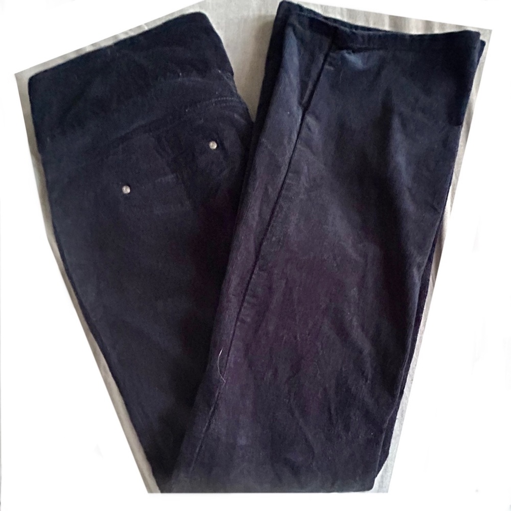 Corduroy navy blue pants.